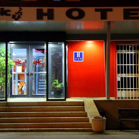 AHC Hoteles Caces Exterior foto